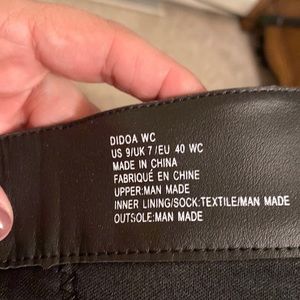 Size 9 calf high boots